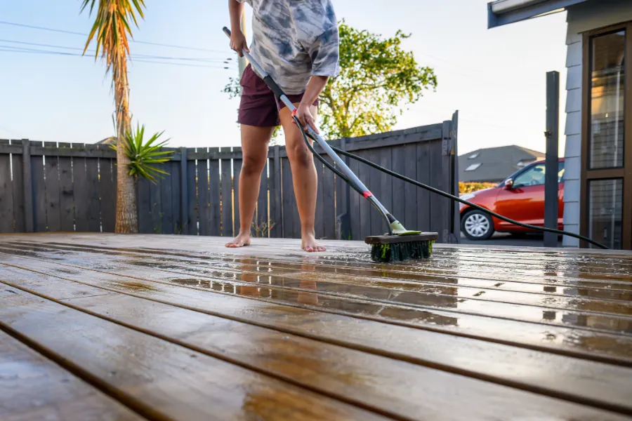 Affordable Deck Pressure Washing in Lafayette, LA