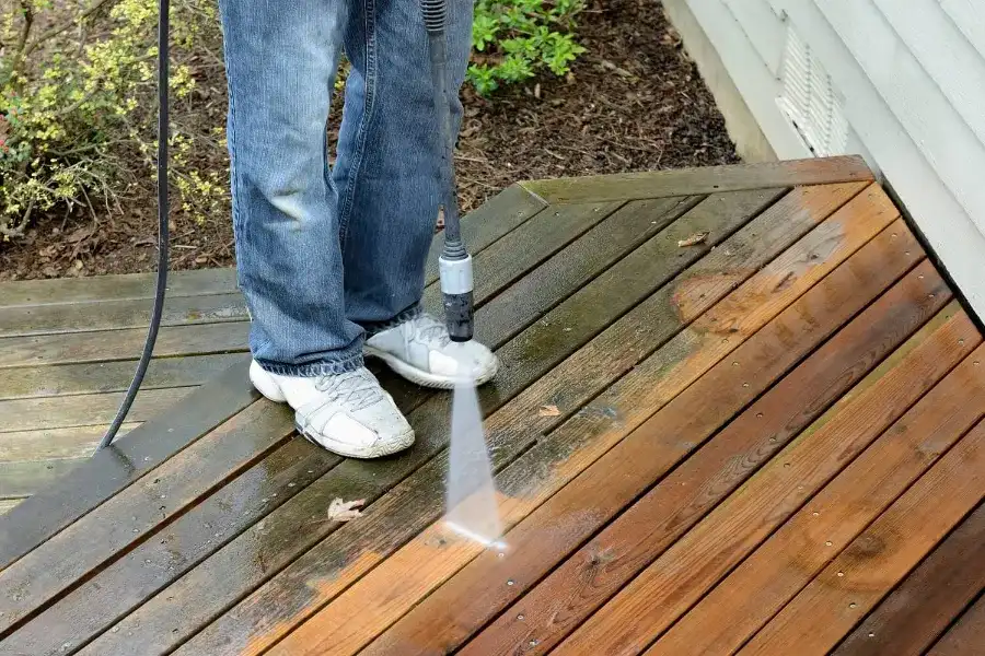 Preparing Your Deck for Staining After Pressure Washing Lafayette, LA