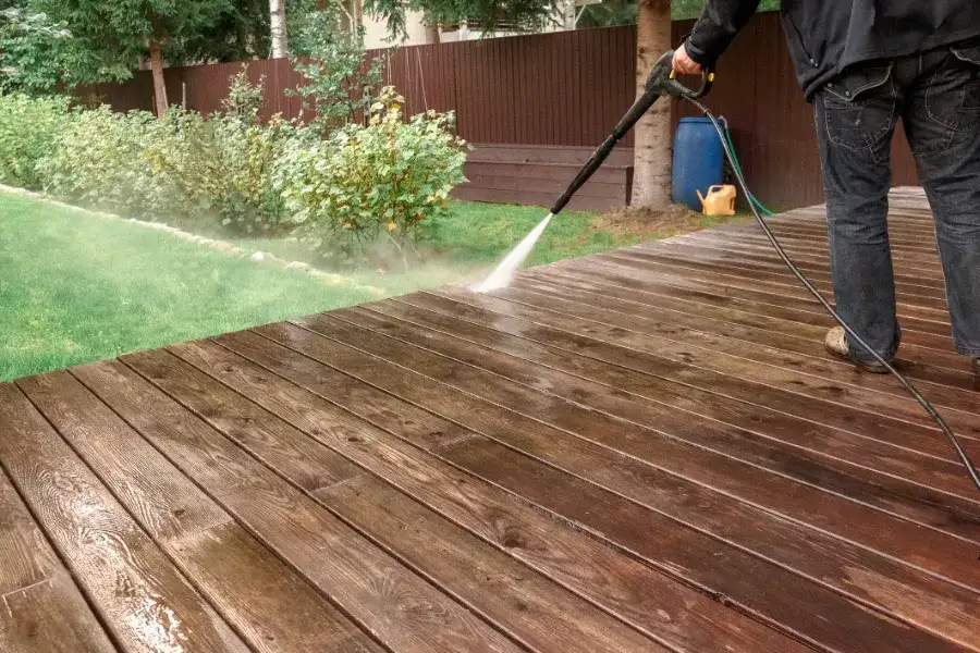 Professional Deck Pressure Washing in Lafayette, LA